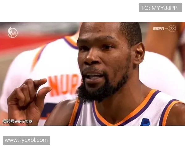 杜兰特赛场突发小插曲裁判冷静应对全场局势维持比赛秩序